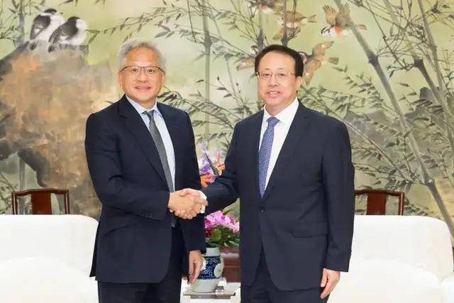 市政协就促进创建政府历史文化名城开展专题调研